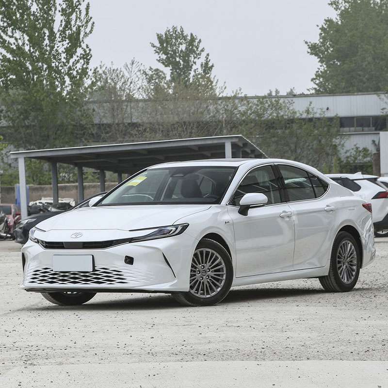 Toyota Camry Sedán eléctrico híbrido